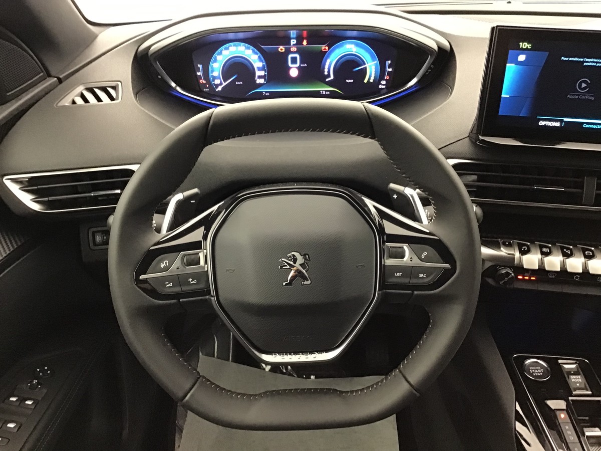 PEUGEOT 3008 ALLURE PACK 1.6 Hybrid 225ch E-Eat8 Allure Pack
