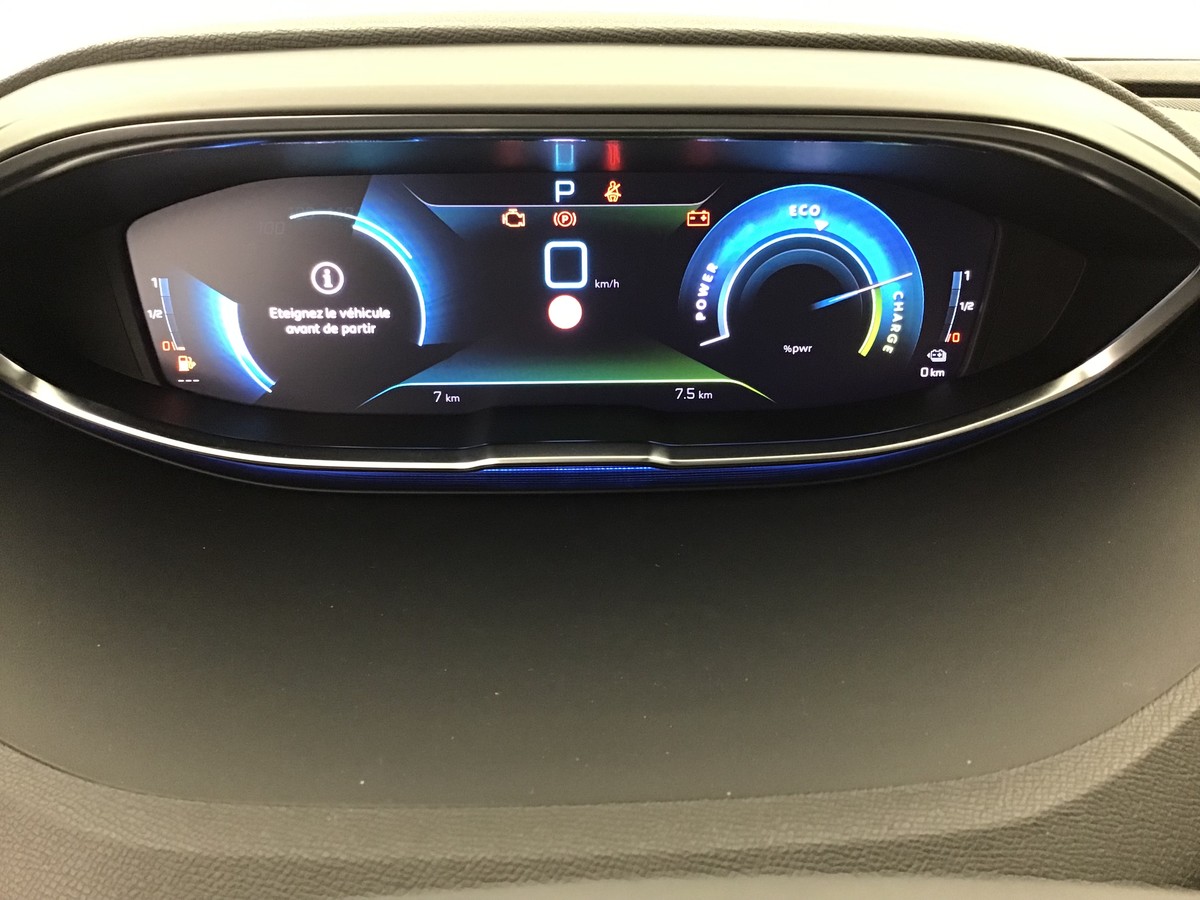 PEUGEOT 3008 ALLURE PACK 1.6 Hybrid 225ch E-Eat8 Allure Pack