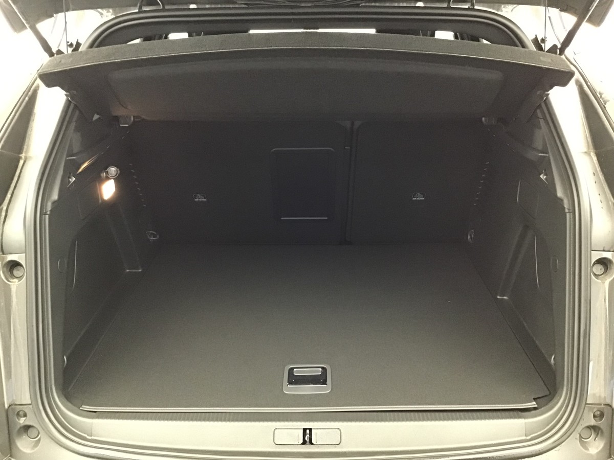 PEUGEOT 3008 ALLURE PACK 1.6 Hybrid 225ch E-Eat8 Allure Pack