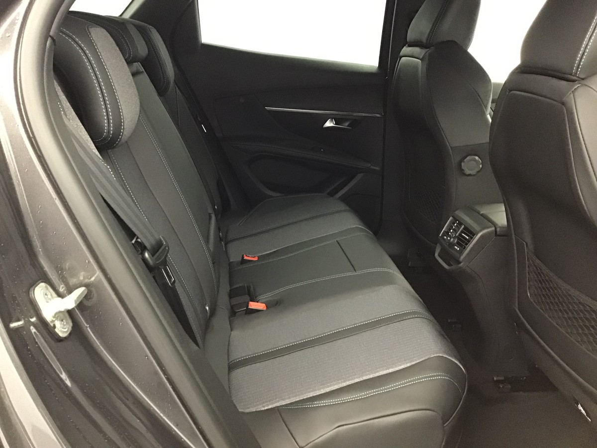 PEUGEOT 3008 ALLURE PACK 1.6 Hybrid 225ch E-Eat8 Allure Pack