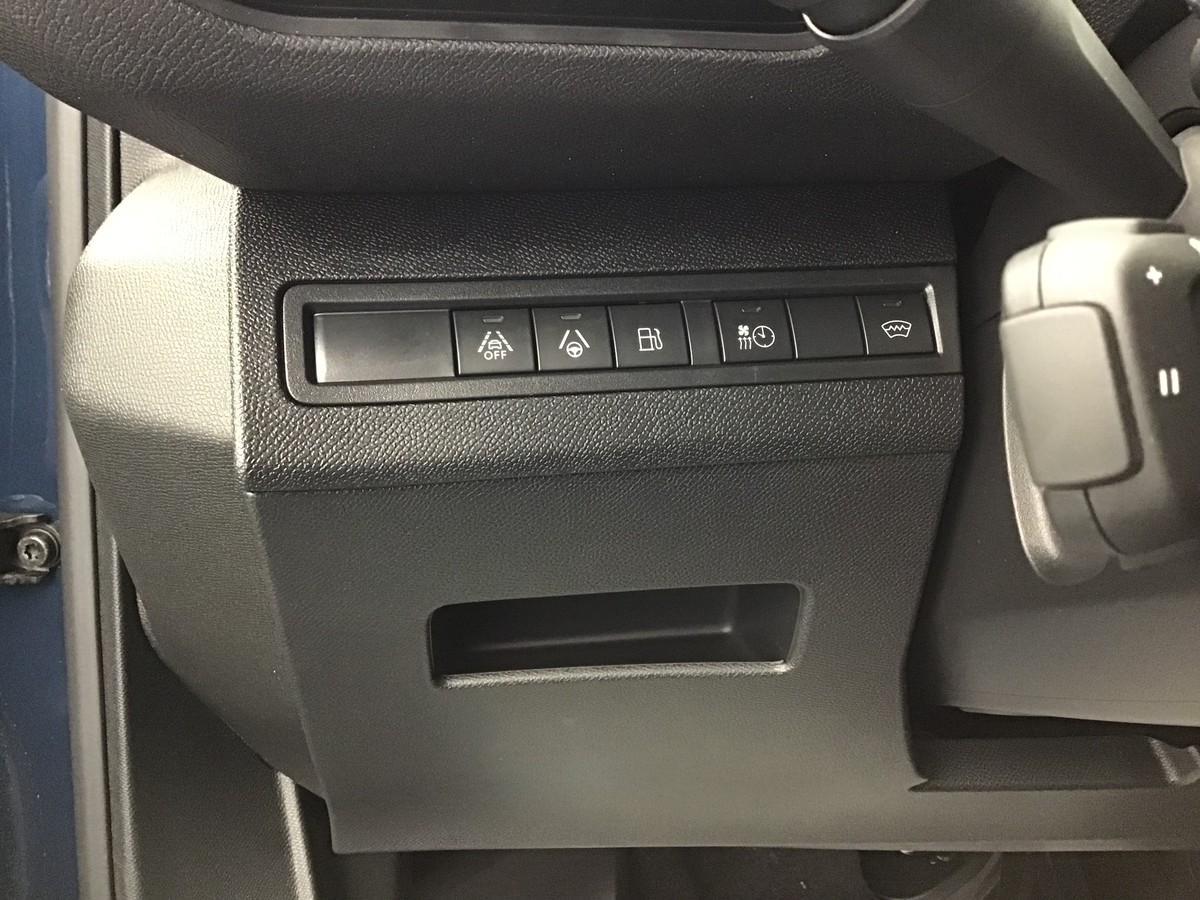 PEUGEOT 3008 GT 1.6 Hybrid 225ch E-Eat8 Gt