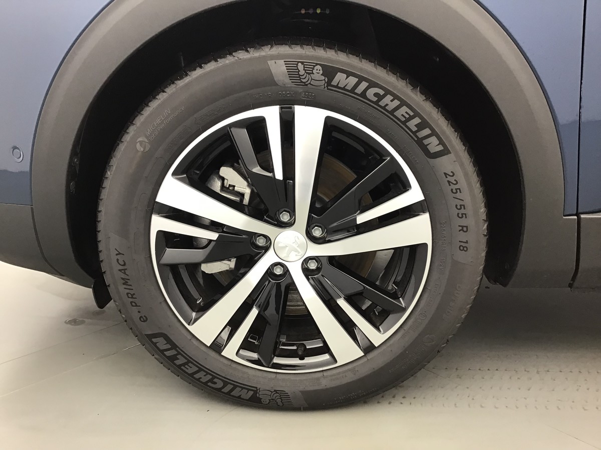 PEUGEOT 3008 GT 1.6 Hybrid 225ch E-Eat8 Gt