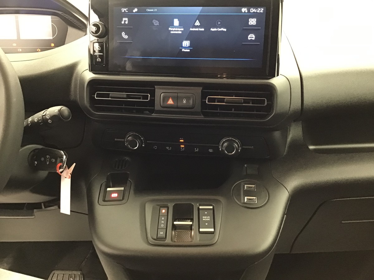 PEUGEOT PARTNER STANDARD HEAVY 1000 KG VAN 1.5 Bluehdi 130ch Eat8 Van + Apple CarPlay + Android auto + Caméra recul