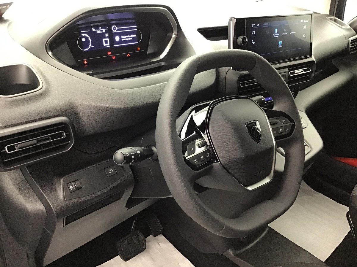 PEUGEOT PARTNER LONG HEAVY 1000 KG VAN 1.5 Bluehdi 130ch Eat8 Van + Caméra recul + ADML + Apple carplay + Android auto