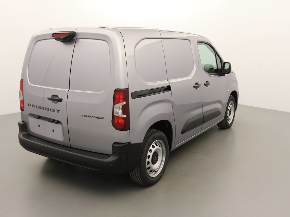 PEUGEOT PARTNER STANDARD LIGHT 650 KG VAN 1.5 Bluehdi 130ch Eat8 Van