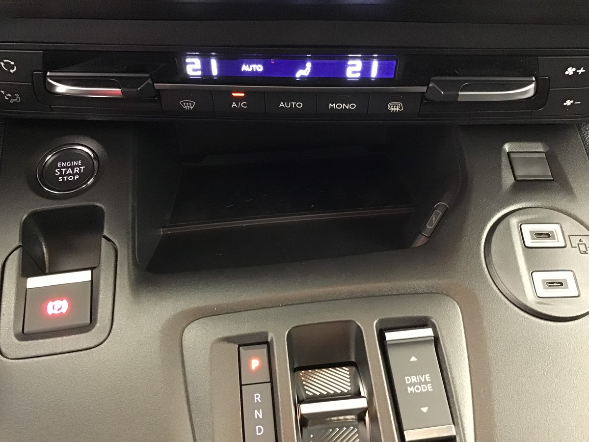 PEUGEOT PARTNER STANDARD LIGHT 650 KG VAN 1.5 Bluehdi 130ch Eat8 Van