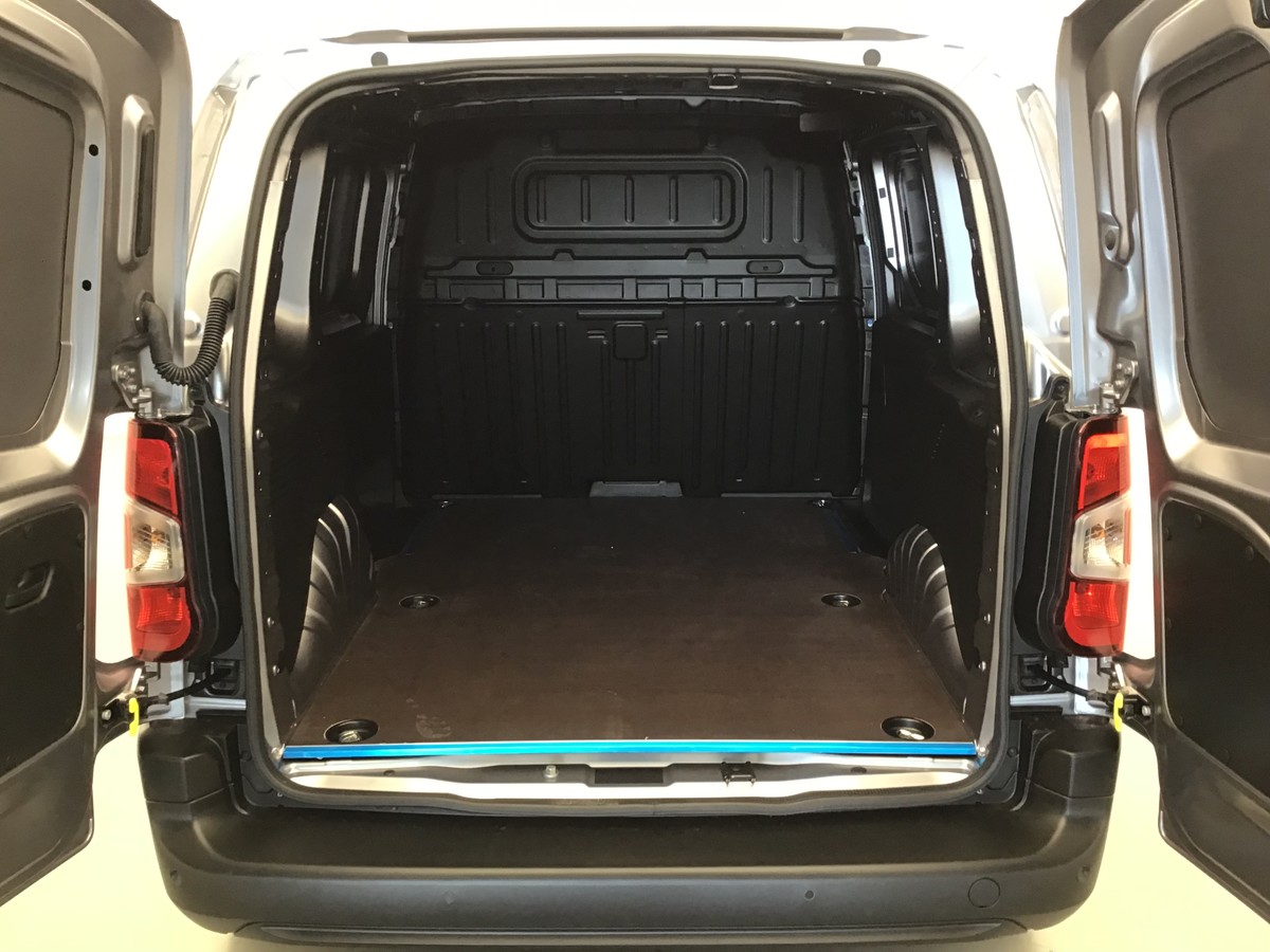 PEUGEOT PARTNER STANDARD LIGHT 650 KG VAN 1.5 Bluehdi 130ch Eat8 Van