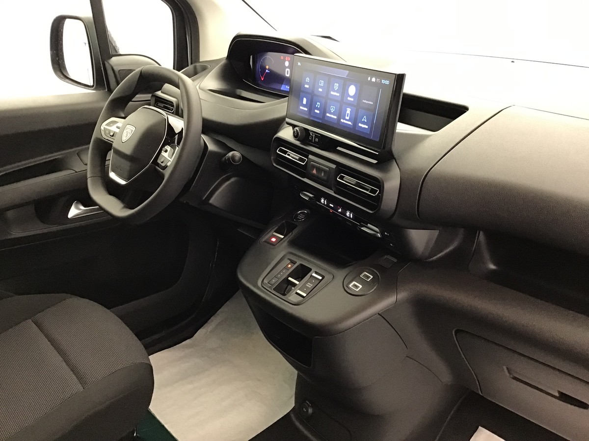 PEUGEOT PARTNER STANDARD LIGHT 650 KG VAN 1.5 Bluehdi 130ch Eat8 Van