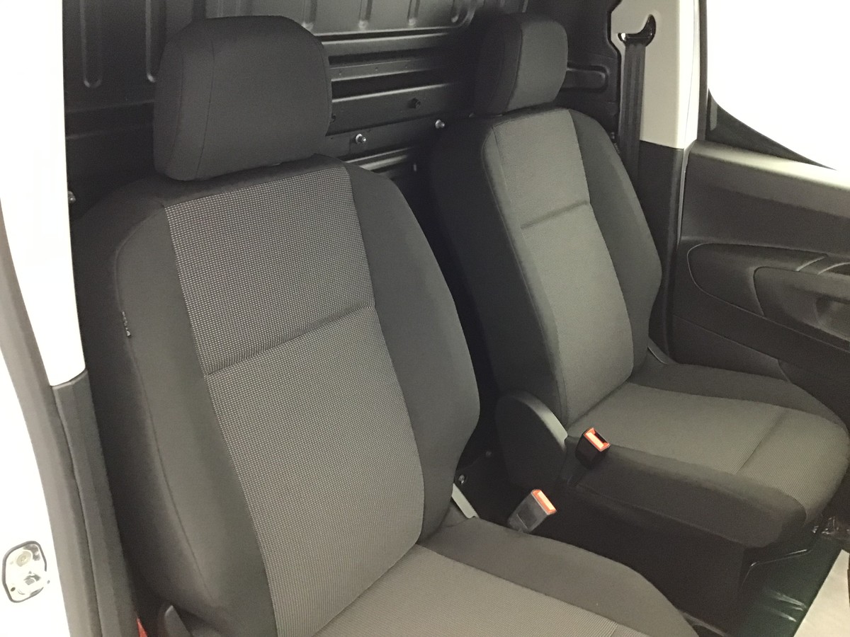 PEUGEOT PARTNER STANDARD HEAVY 1000 KG VAN 1.5 Bluehdi 130ch Eat8 Van