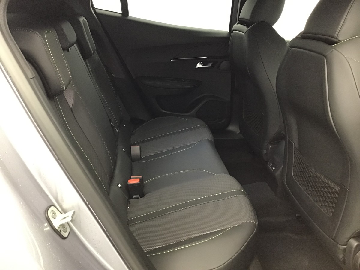 PEUGEOT 2008 HYBRID 145 GT 1.2 Hybrid 136ch E-Dsc6 Gt