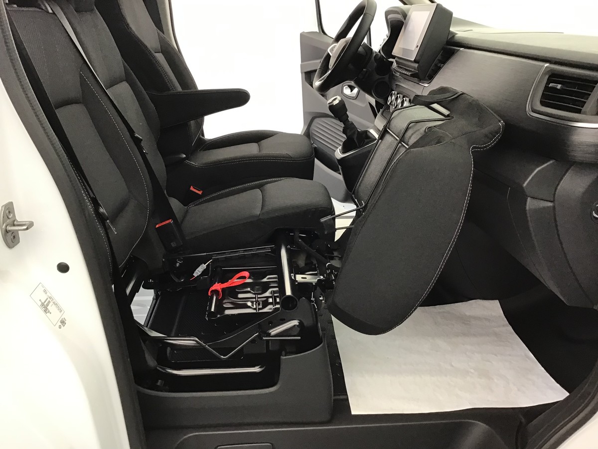 RENAULT TRAFIC L2H1 EXTRA 2.0 Dci 150ch Bvm6 Extra