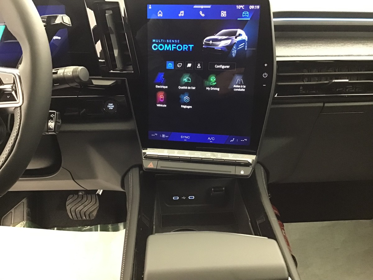 RENAULT AUSTRAL TECHNO 1.2 E-Tech Full Hybrid 200ch Edc Techno