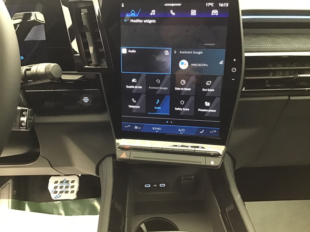 RENAULT AUSTRAL TECHNO ESPRIT ALPINE 1.2 E-Tech Full Hybrid 200ch Edc Techno Esprit Alpine