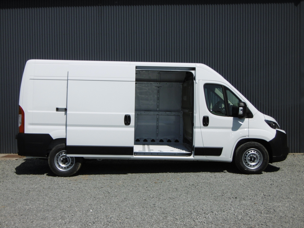 OPEL MOVANO FOURGON 3500 L3H2 VAN 2.2 Turbo D 180ch Ba-8 Van