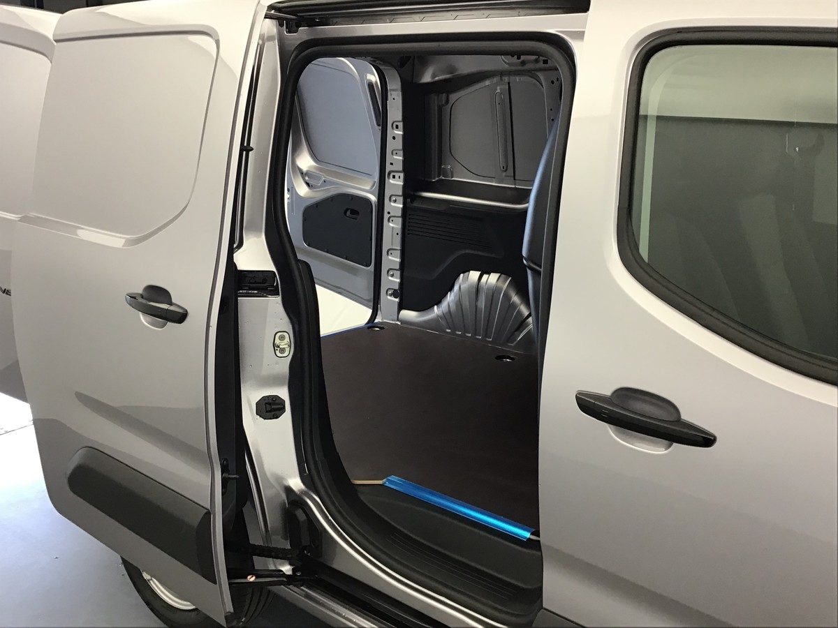 PEUGEOT PARTNER STANDARD HEAVY 1000 KG VAN 1.5 Bluehdi 130ch Eat8 Van