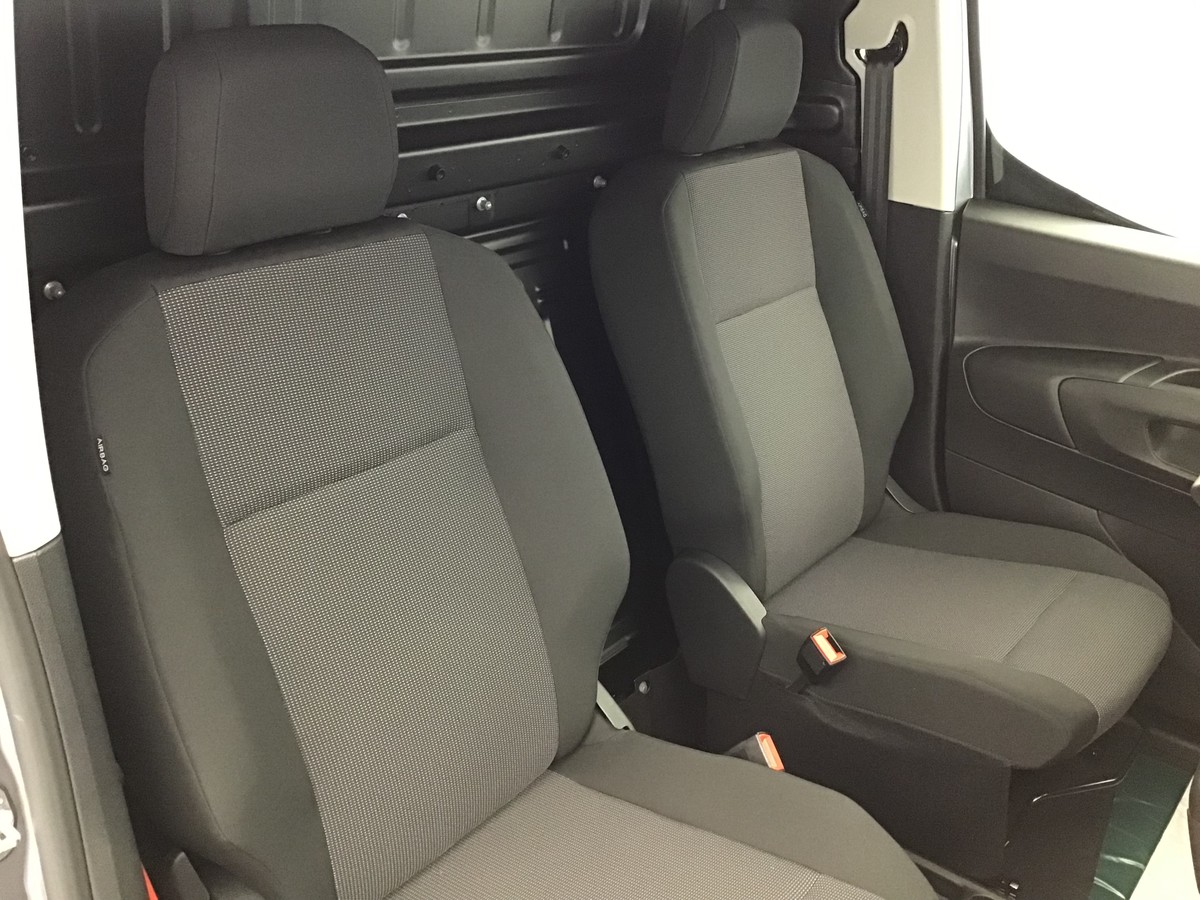 PEUGEOT PARTNER STANDARD HEAVY 1000 KG VAN 1.5 Bluehdi 130ch Eat8 Van