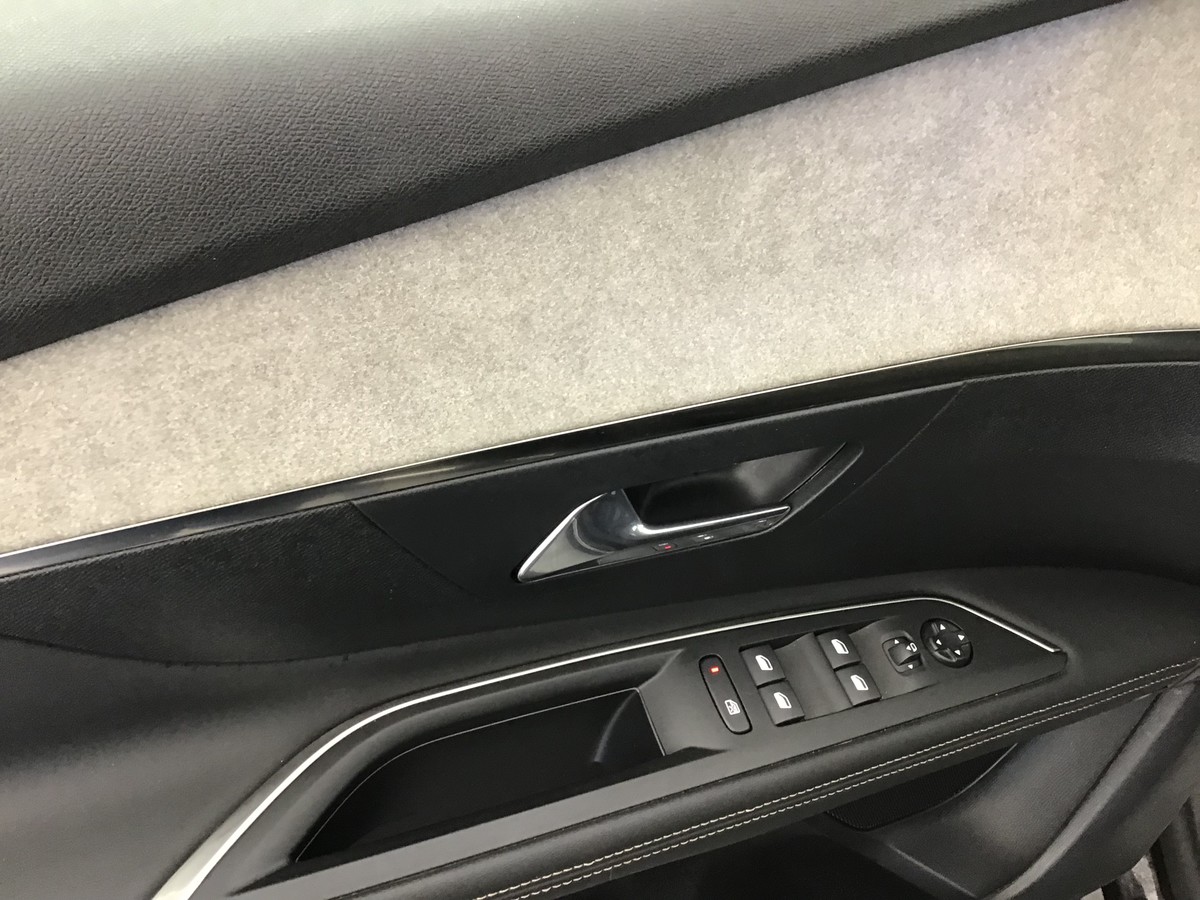 PEUGEOT 3008 GT 1.2 Puretech 130ch Bvm6 Gt