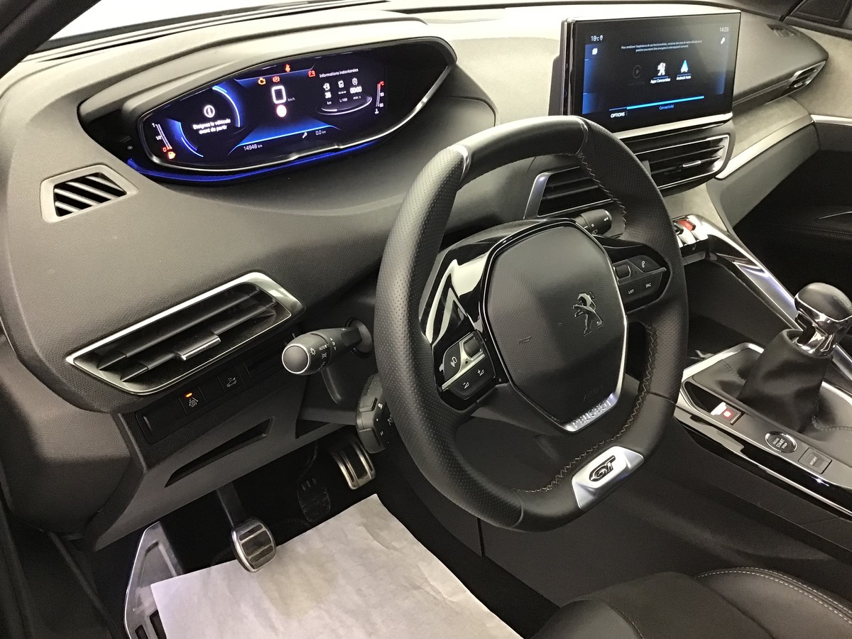 PEUGEOT 3008 GT 1.2 Puretech 130ch Bvm6 Gt