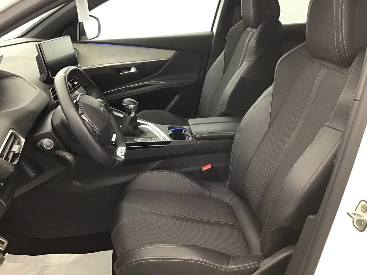 PEUGEOT 3008 GT 1.2 Puretech 130ch Bvm6 Gt
