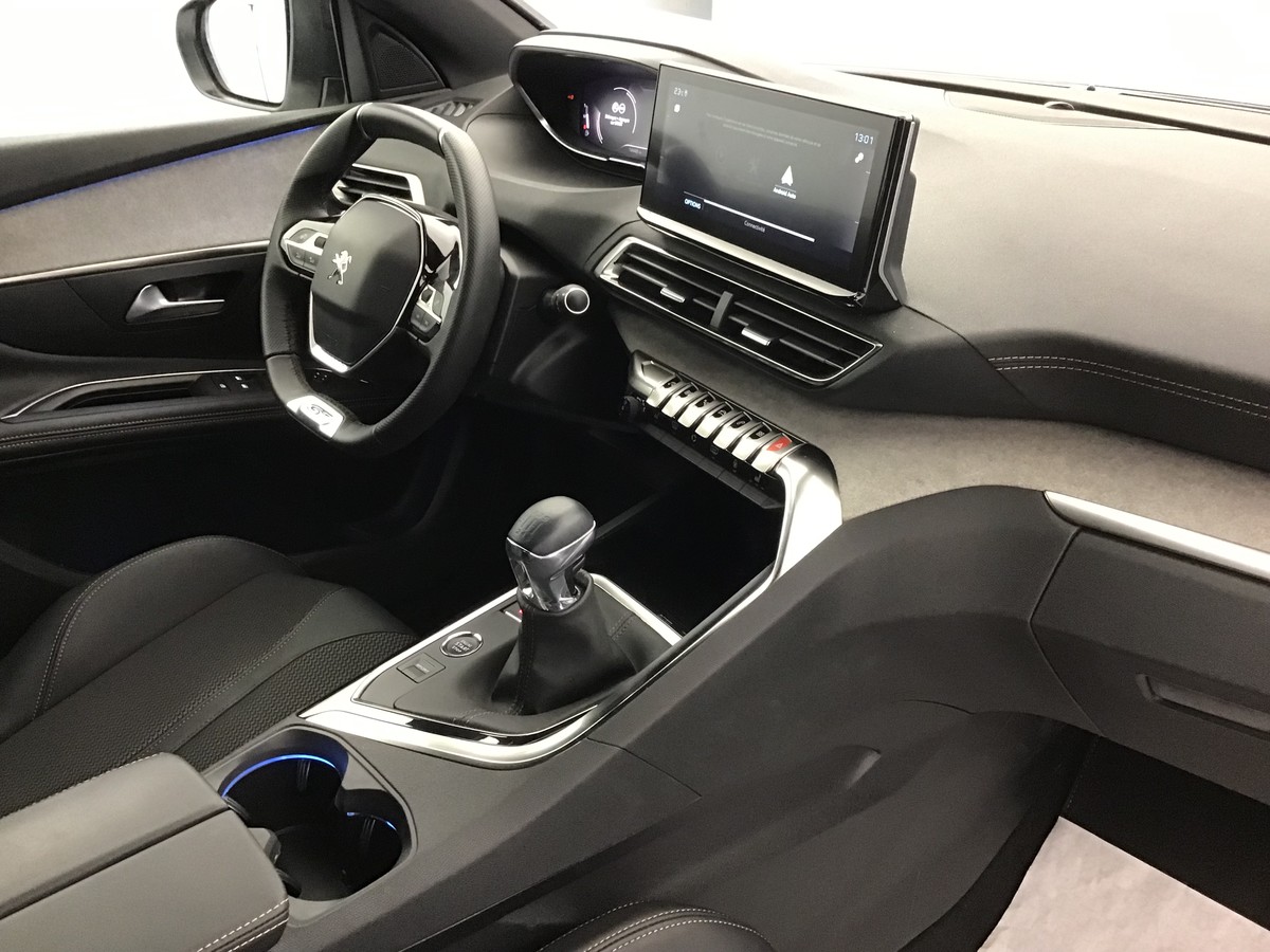 PEUGEOT 3008 GT 1.2 Puretech 130ch Bvm6 Gt