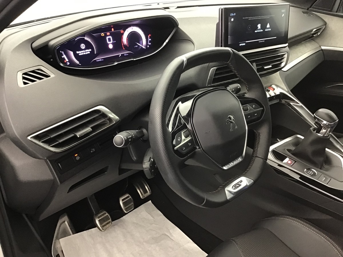 PEUGEOT 3008 GT 1.2 Puretech 130ch Bvm6 Gt