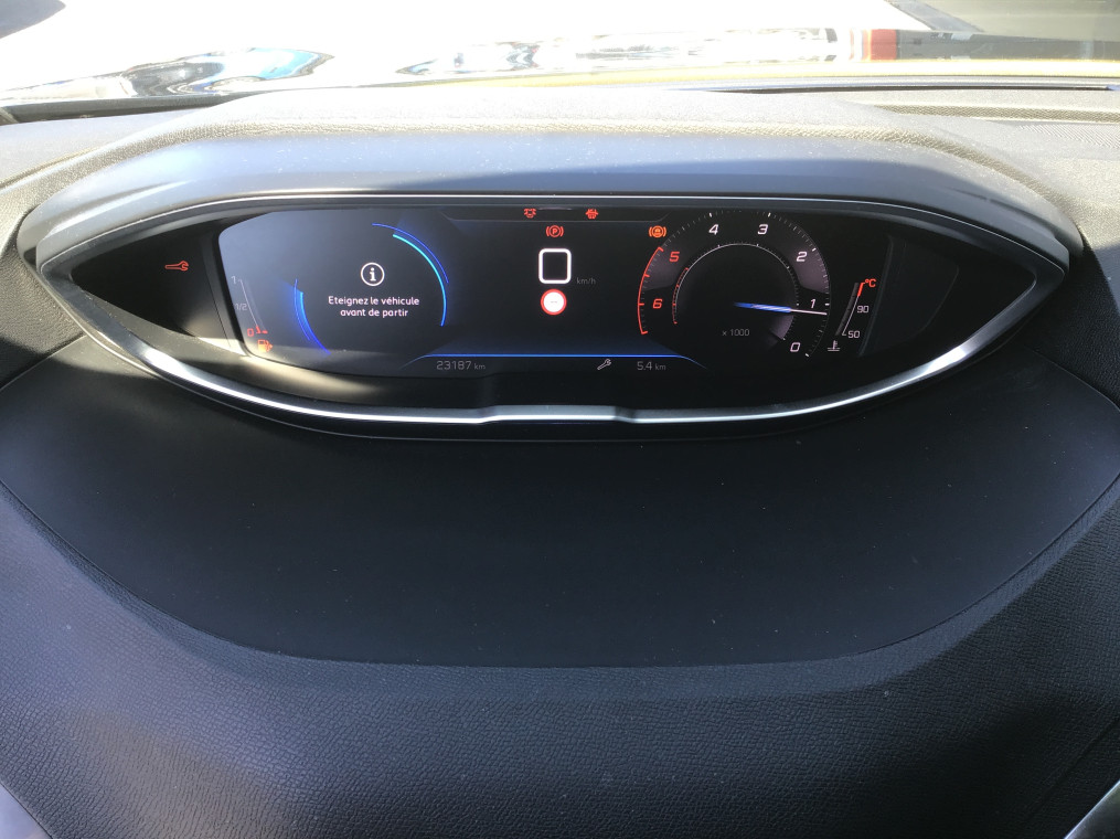 PEUGEOT 5008   BlueHDi 130ch S&S BVM6 Roadtrip