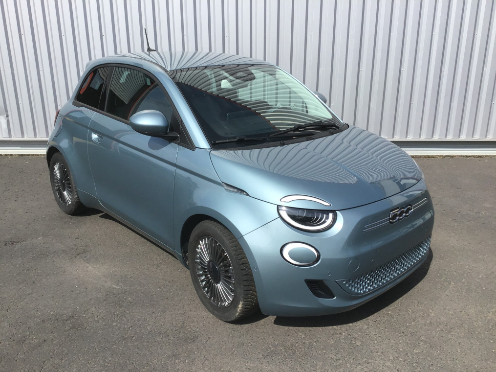 FIAT 500e BERLINE MY22 SERIE 1 STEP 1   500 e 118 ch Icone