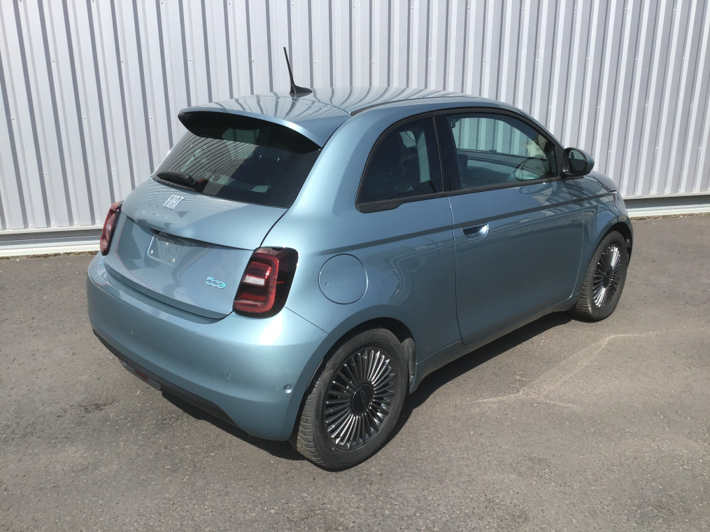 FIAT 500e BERLINE MY22 SERIE 1 STEP 1   500 e 118 ch Icone