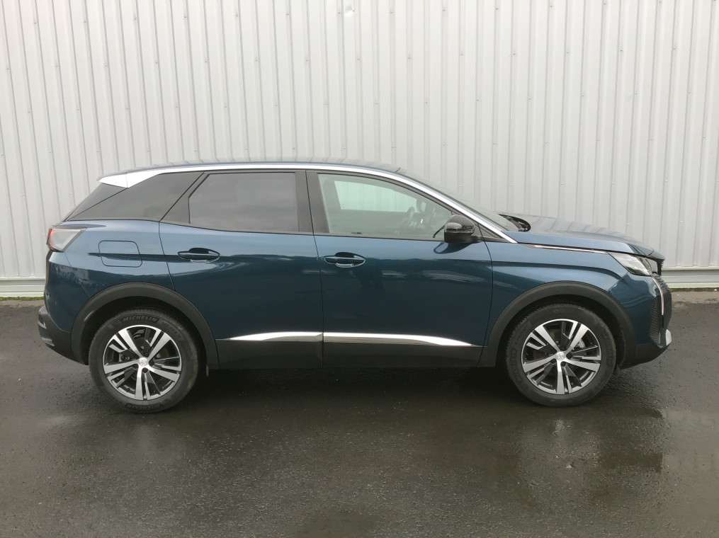 PEUGEOT 3008 Hybrid 136 e-DCS6 Allure Pack