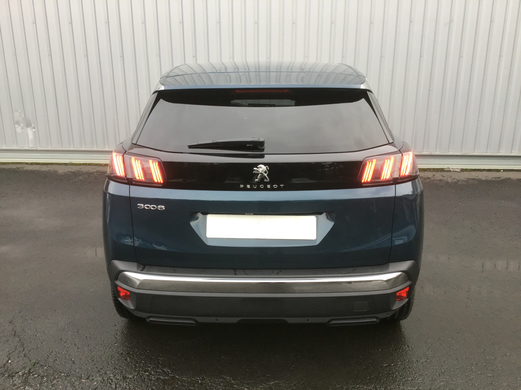 PEUGEOT 3008   Hybrid 136 e-DCS6 Allure Pack