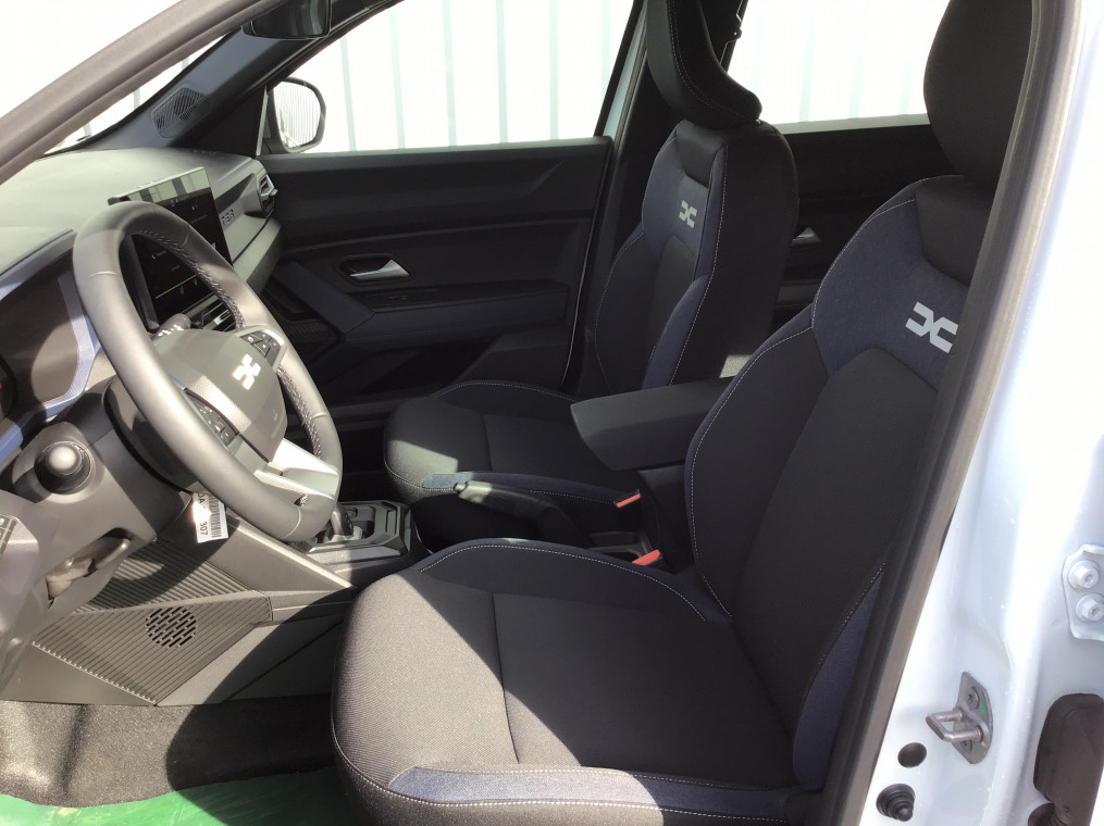 DACIA DUSTER   Hybrid 140 4x2 Expression + Sièges chauffants