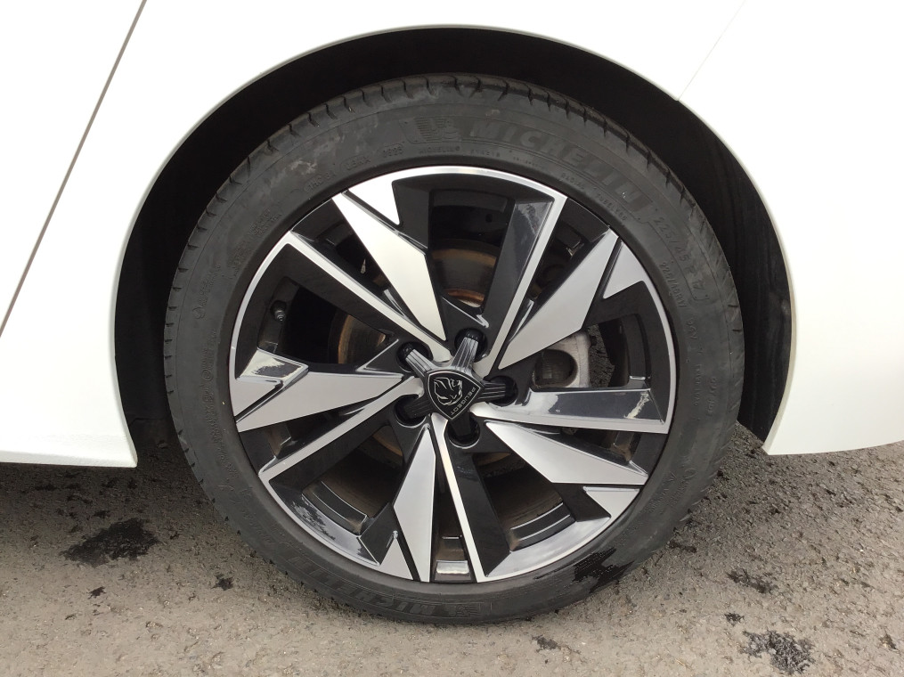 PEUGEOT 308 PureTech 130ch S&S EAT8 Allure