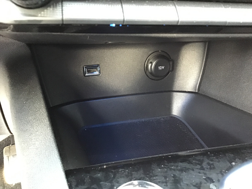 PEUGEOT 3008 BlueHDi 130ch S&S EAT8 GT