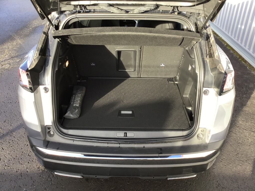 PEUGEOT 3008 BlueHDi 130ch S&S EAT8 GT