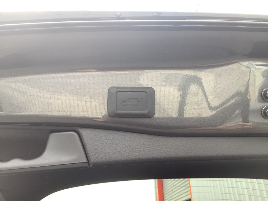 TOYOTA RAV4 HYBRIDE MY23   218 ch 2WD Dynamic + Sièges chauffants