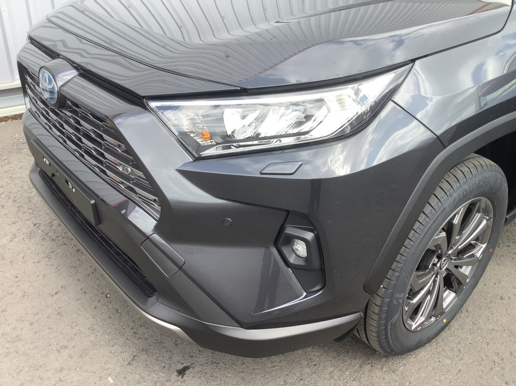 TOYOTA RAV4 HYBRIDE MY23   218 ch 2WD Dynamic + Sièges chauffants