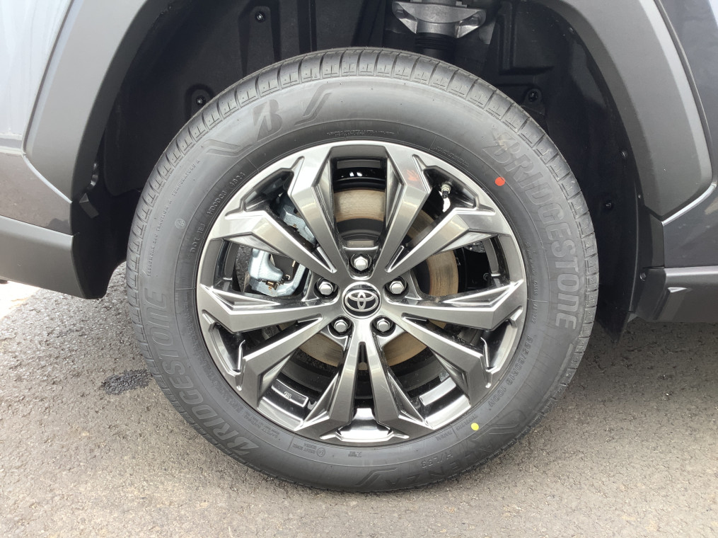 TOYOTA RAV4 HYBRIDE MY23   218 ch 2WD Dynamic + Sièges chauffants