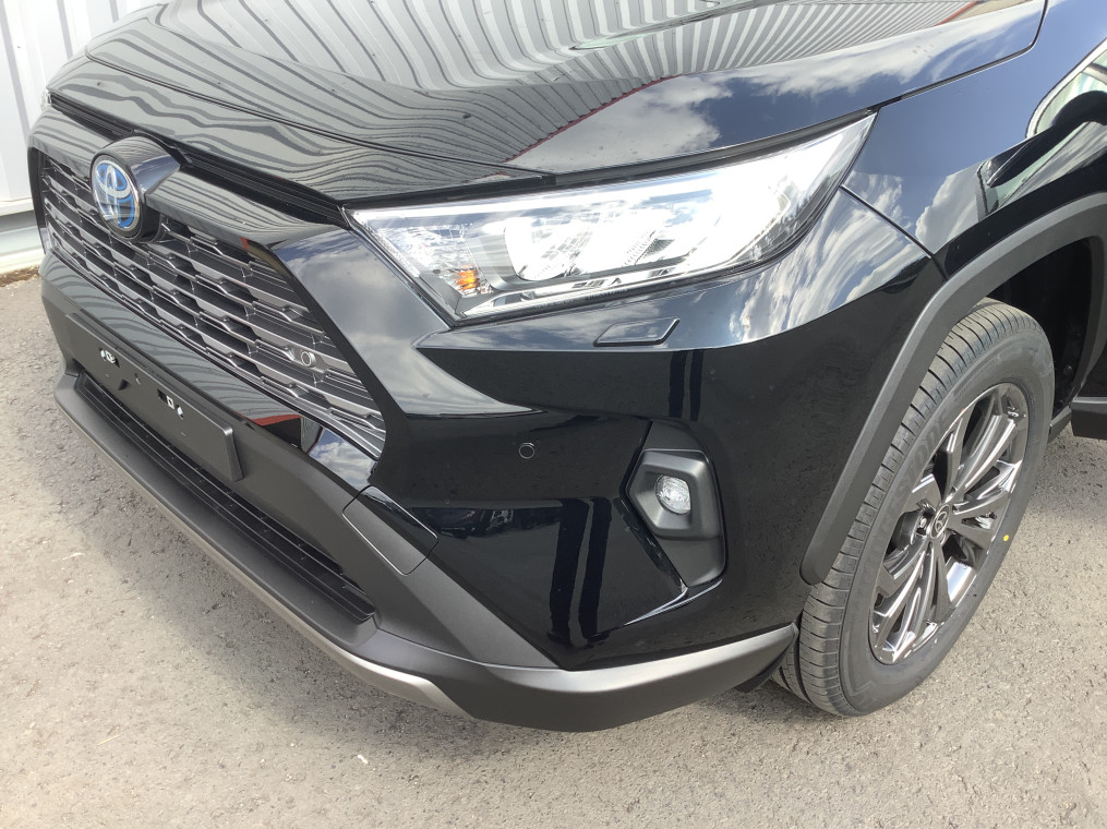 TOYOTA RAV4 HYBRIDE MY23   218 ch 2WD Dynamic + Sièges chauffants