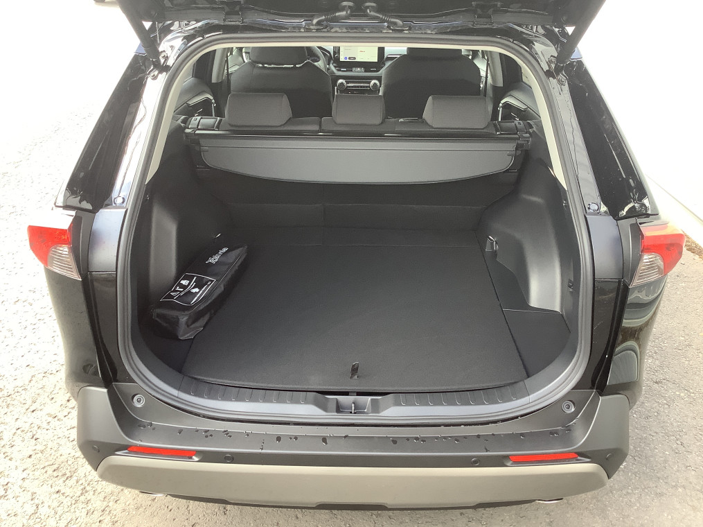 TOYOTA RAV4 HYBRIDE MY23   218 ch 2WD Dynamic + Sièges chauffants