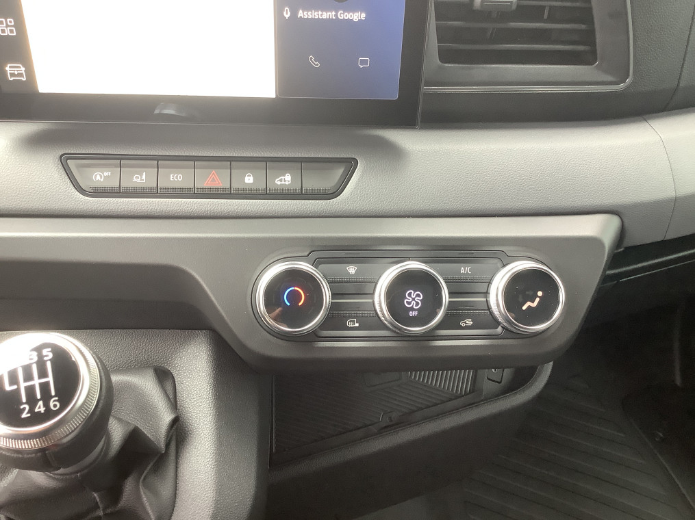 RENAULT MASTER VAN FGN TRAC 3T5 L2H2 BLUE DCI 150 EXTRA
