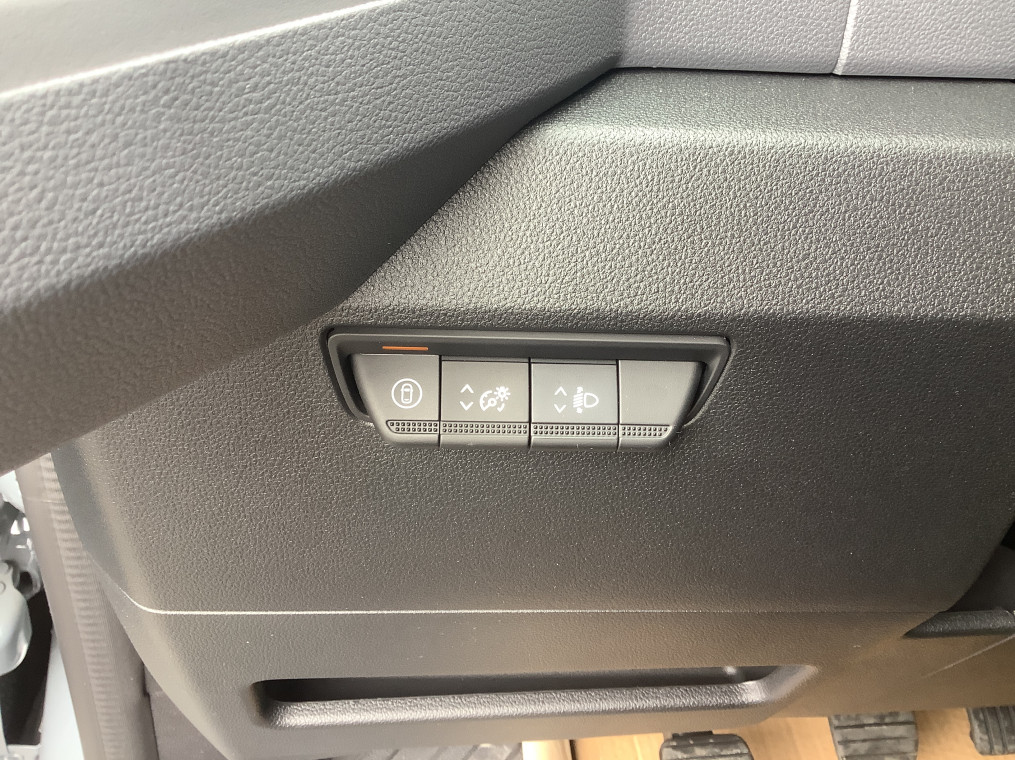 RENAULT MASTER VAN FGN TRAC 3T5 L2H2 BLUE DCI 150 EXTRA