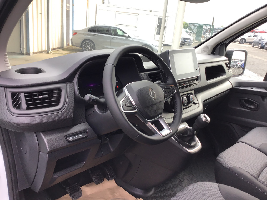 RENAULT TRAFIC FGN L1H1 3T BLUE DCI 150 GSR2 ADVANCE