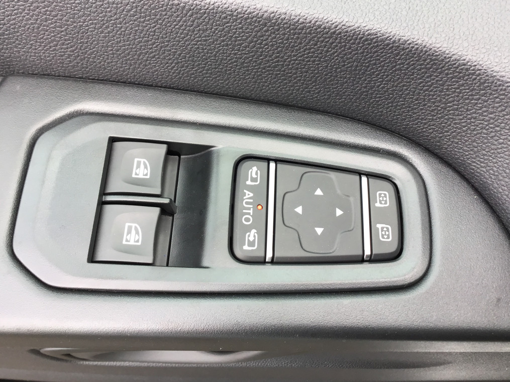 RENAULT TRAFIC FGN L1H1 3T BLUE DCI 150 GSR2 ADVANCE
