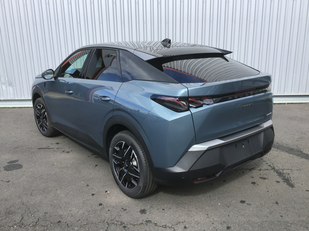 PEUGEOT 3008 Hybrid 136 e-DCS6 GT