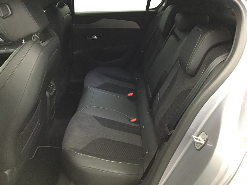 PEUGEOT 308 BlueHDi 130ch S&S EAT8 GT