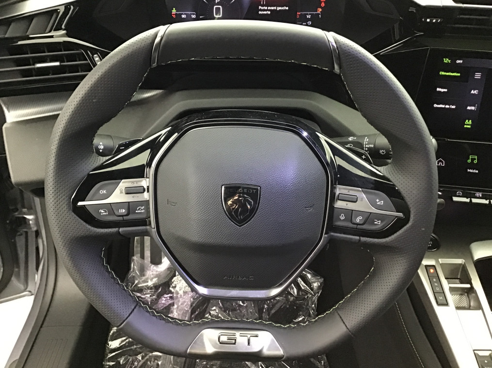 PEUGEOT 308 BlueHDi 130ch S&S EAT8 GT