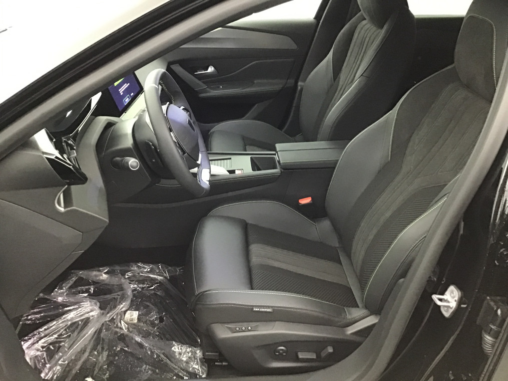 PEUGEOT 308 BlueHDi 130ch S&S EAT8 GT