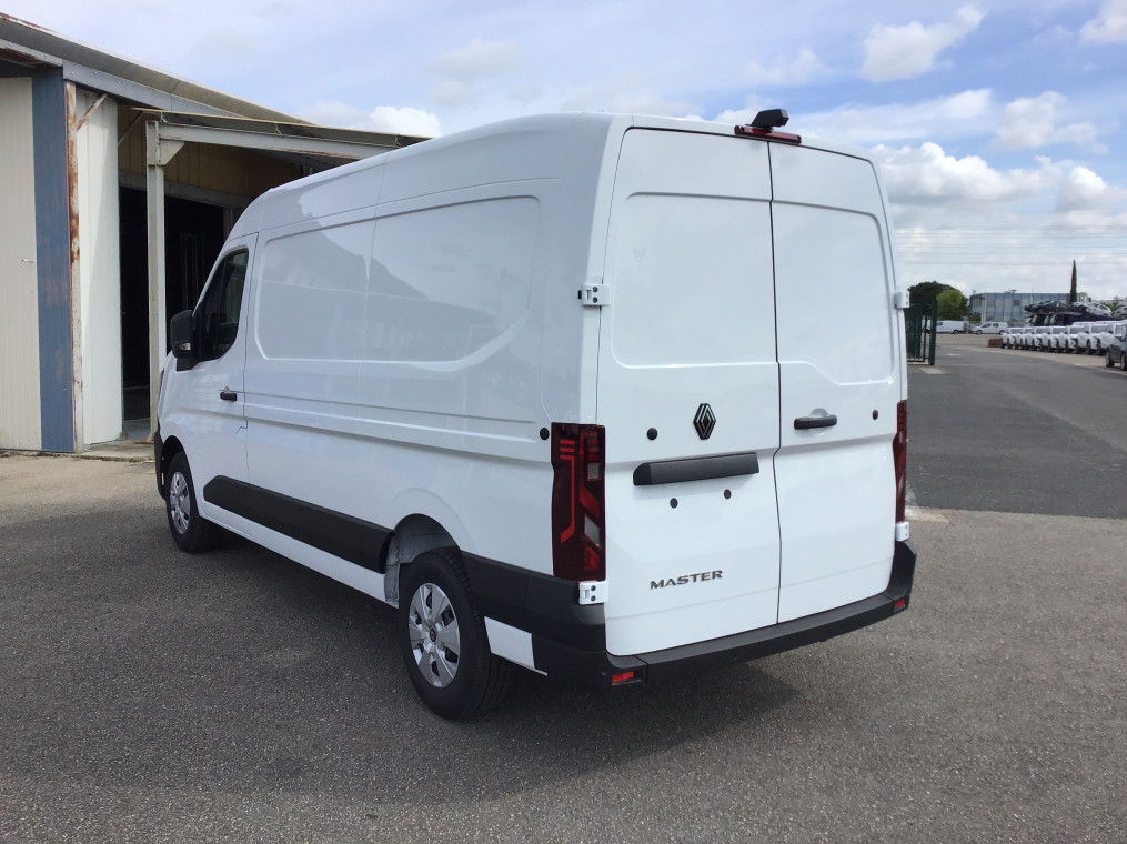 RENAULT MASTER VAN FGN TRAC 3T5 L2H2 BLUE DCI 150 EXTRA