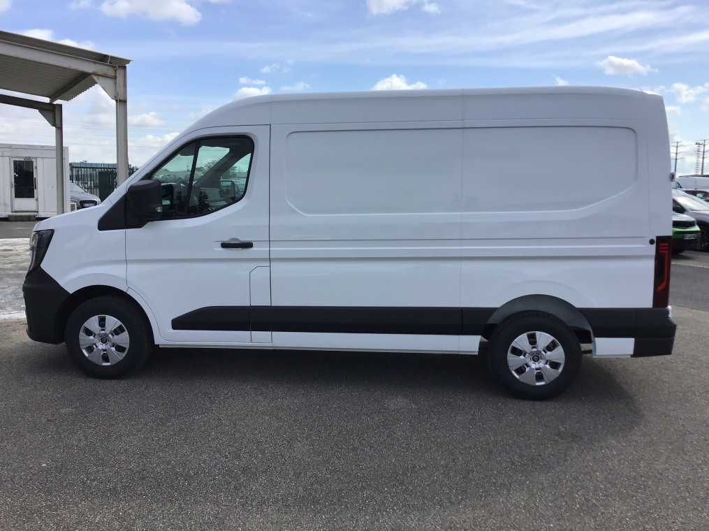 RENAULT MASTER VAN FGN TRAC 3T5 L2H2 BLUE DCI 150 EXTRA