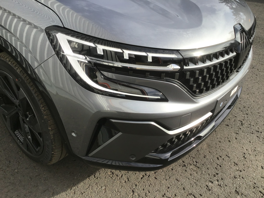 RENAULT AUSTRAL E-Tech hybrid 200 Techno esprit Alpine